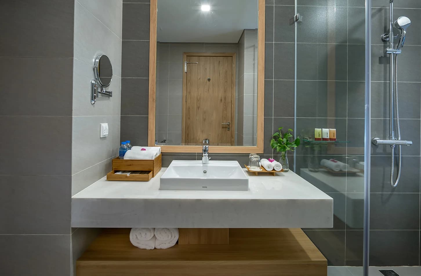 Deluxe City View - anh phong 6