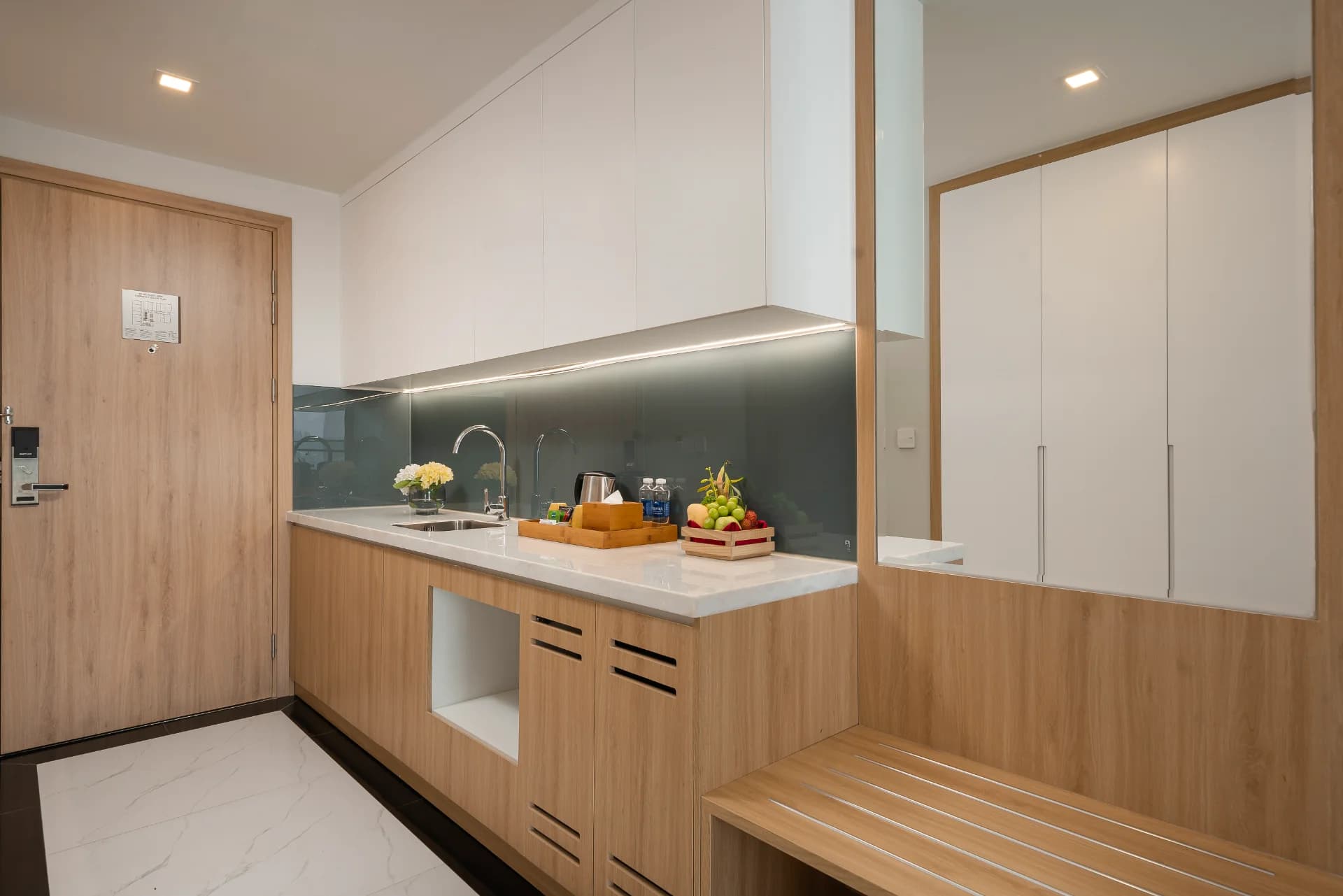 Phòng Deluxe hướng thành phố - anh phong 6